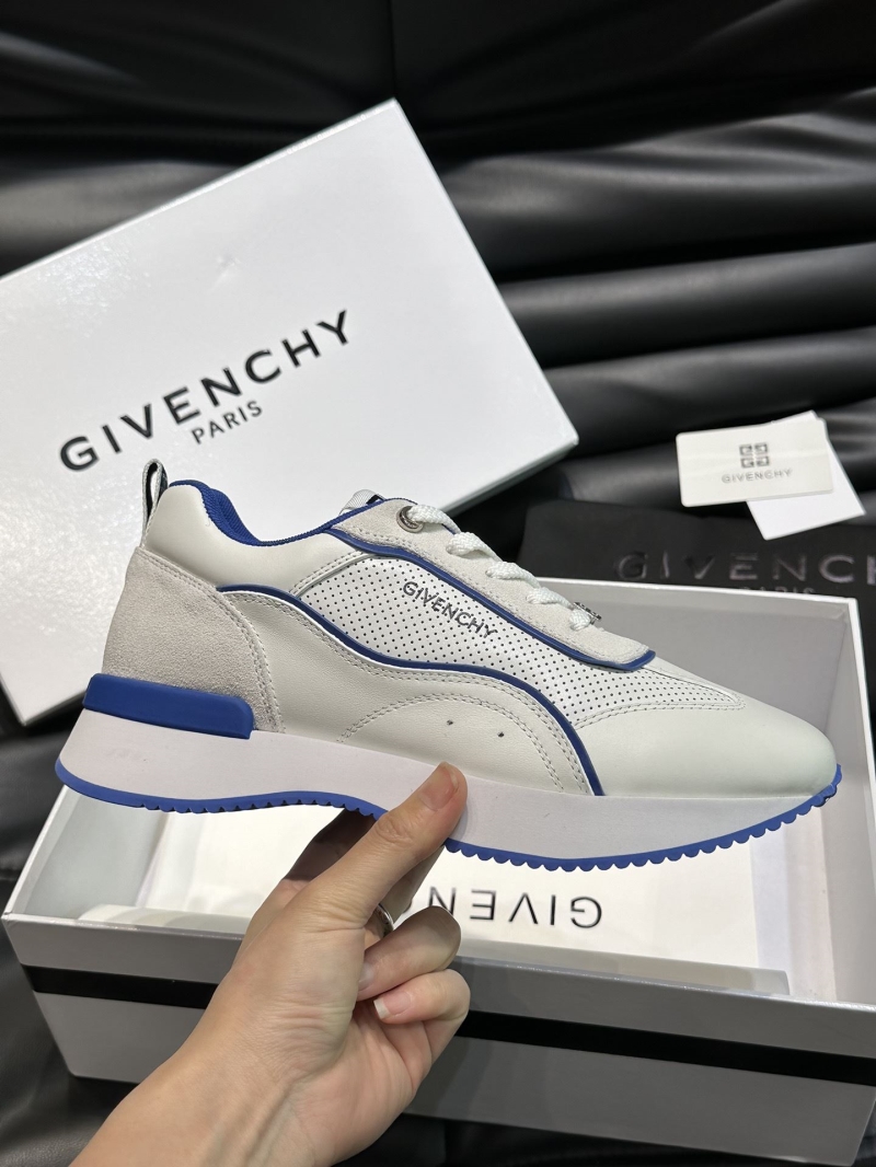 Givenchy Sneakers